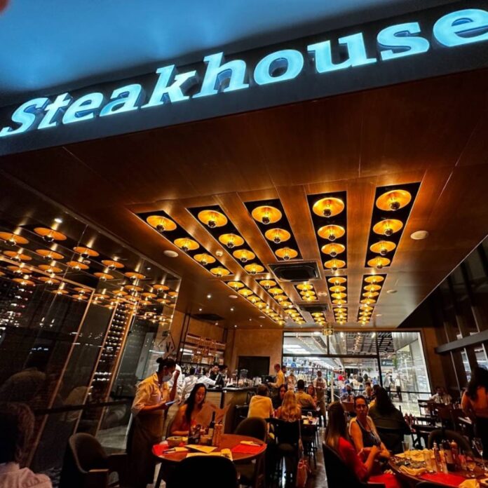 Steakhouse Nobratta traz inovação e sabor na capital